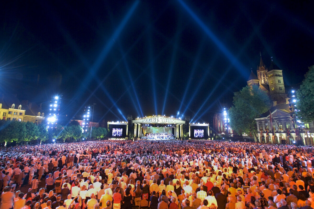 ​Andre Rieu en het Johan Strauss concert walsen op 19 juli op het witte doek bij Kinepolis