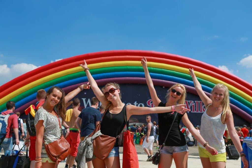 Tomorrowland eerste bezoekers zijn geland