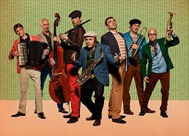 Amsterdam Klezmer Band speelt op Fiesta Mundial