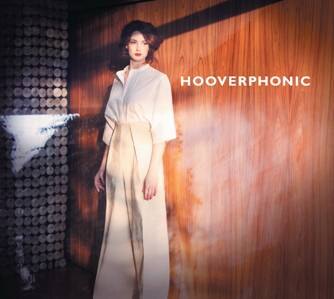 Cacharel kiest Gravity van Hooverphonic voor Constellation Of Love Video.