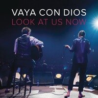 "Look At Us Now" is de nieuwe single van Vaya Con Dios