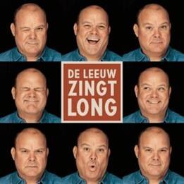 Paul De Leeuw verdiept zich in werk van Robert Long