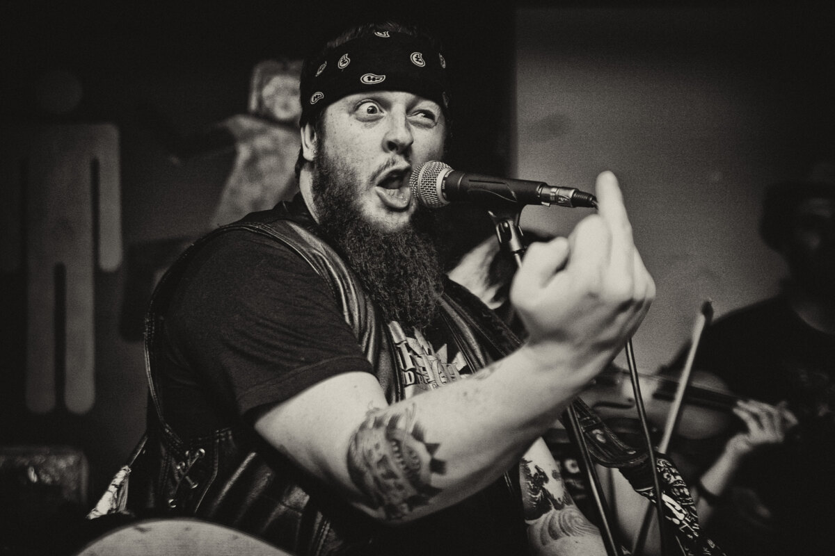 Bob Wayne confirmed for Ramblin’ Man Fair (UK), launches 1st episode of “Road Bound”