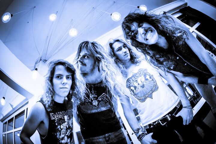 Evil Invaders stelt debuutalbum “Pulses of Pleasure” voor