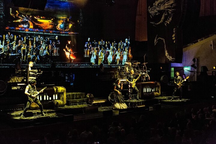 Within Temptation zet de Nederlandse theaters in vuur en vlam!