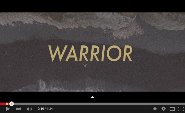 Driekoppige band Vuurwerk lanceert nieuwe videoclip Warrior 