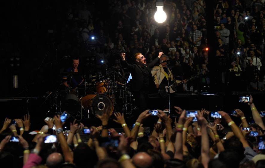U2 kicks off 2015 world tour in Vancouver