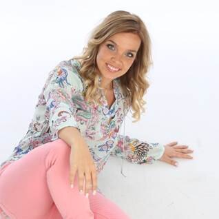 Elke Taelman brengt allereerste album “Hemels” uit!