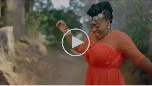 Jamaican soul singer Etana drops video for I Rise