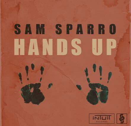 Sam Sparro lanceet nieuwe single 'Hands Up'