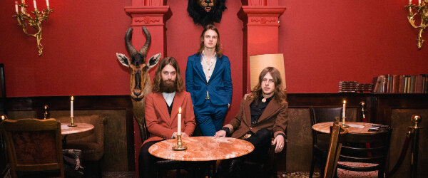 DeWolff presenteert Roux-Ga-Roux in Paradiso op 4 februari