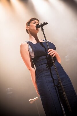 Hooverphonic stelt voor "Badaboum"