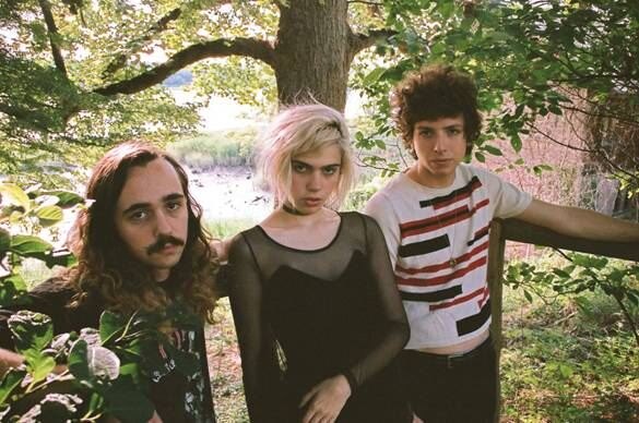 Sunflower Bean Premiere “Wall Watcher” Video Via Noisey