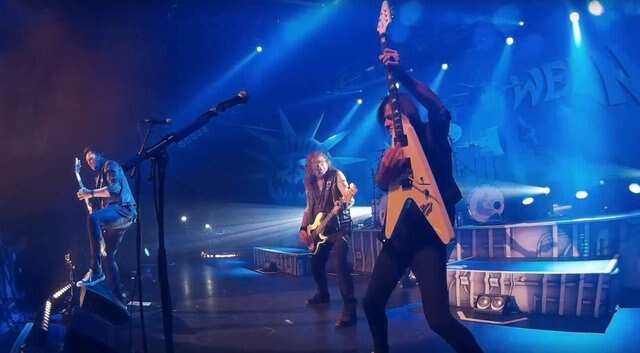 Helloween official bootleg live video for 'Heroes' released!