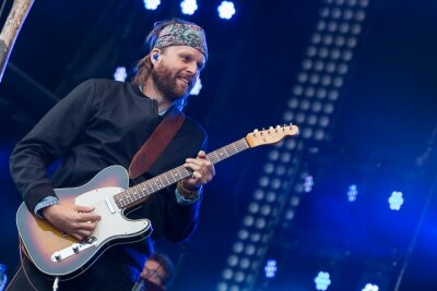 Admiral Freebee stelt nieuwe single "Let's Plan A Miracle" voor