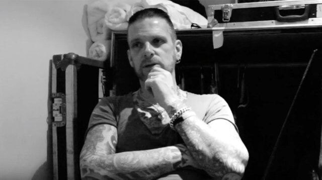 Ricky Warwick discusses what it's like singing Sam Robinson's lyrics on his new double album, out now!