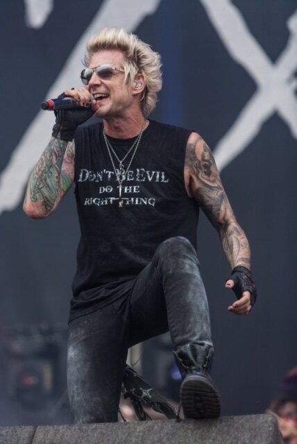 SIXX:A.M. respond to YouTube statement