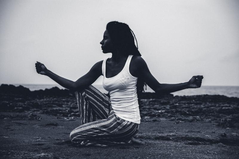 Jah9 signs to VP records & reveals new single "Humble Mi"