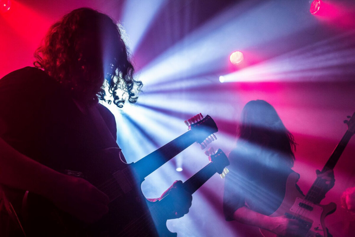 Monomyth trekt op tournee