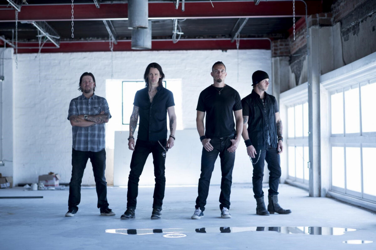 Alter Bridge Release New Lyric Video For “My Champion”!