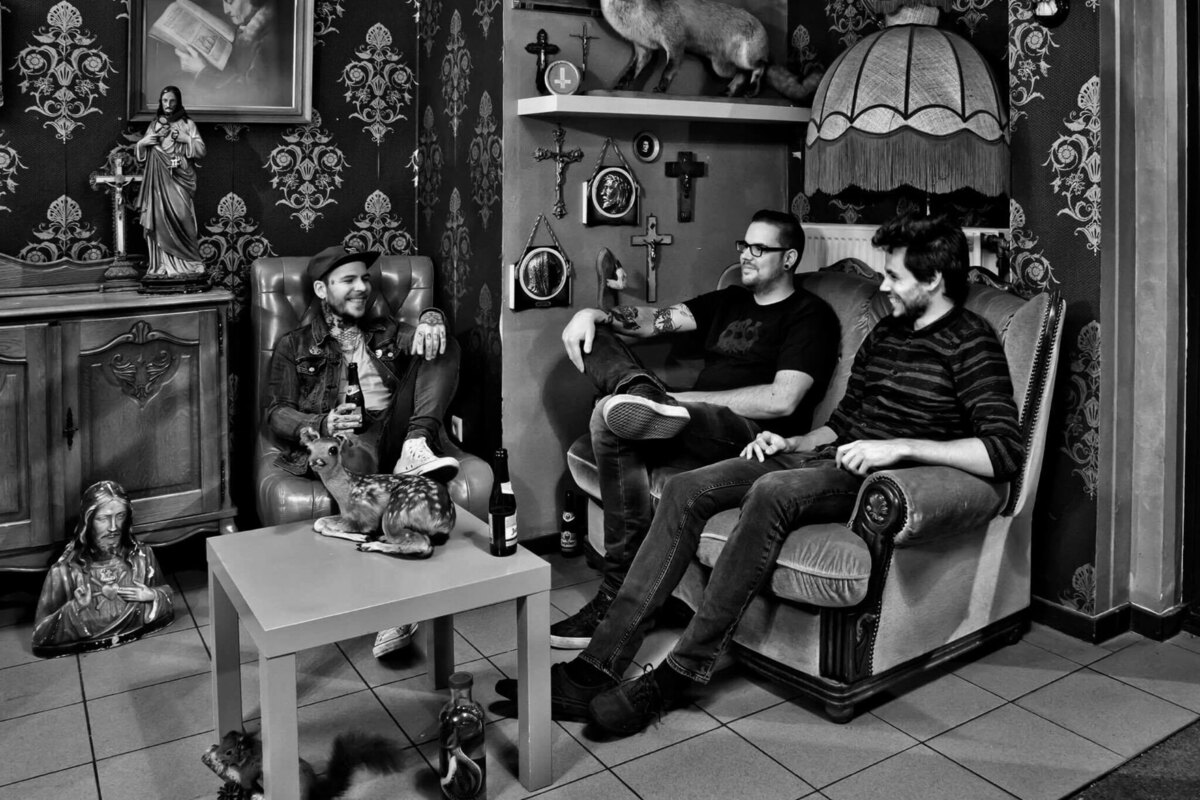 Pas De Chance (BE) drop very first single, ever!