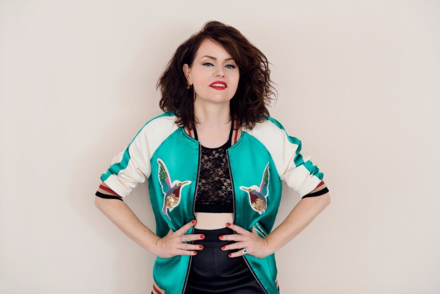 Jennie Lena komt naar Sofa Sessies!