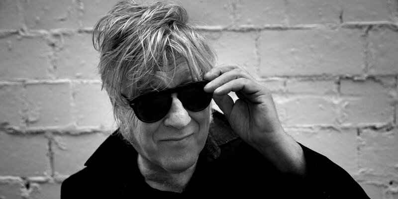 Arno brengt "Human incognito" tour naar de Brielpoort