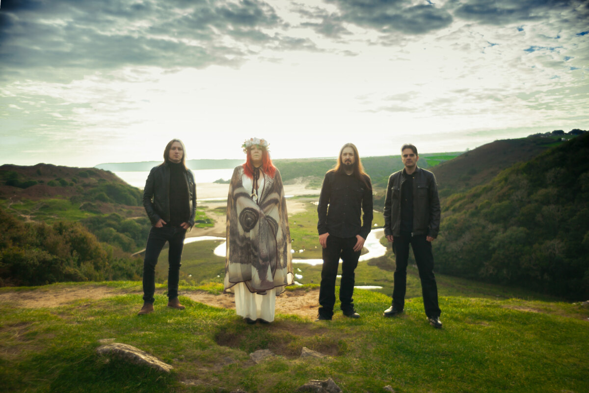 Alunah release new video from upcoming album
