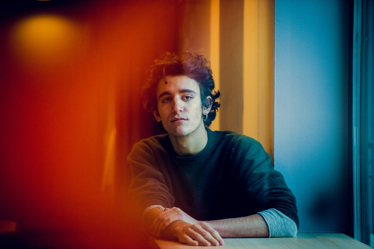 Mama’s Pride strikt veelbesproken Belgisch talent Tamino