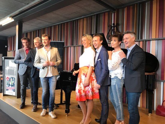 Cast interactieve komedie "De schaar erin" bereidt zich grondig voor