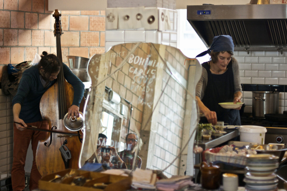 Garlic & Jazz: Look, Joachim Badenhorst en Otark in de keuken van Het Bos