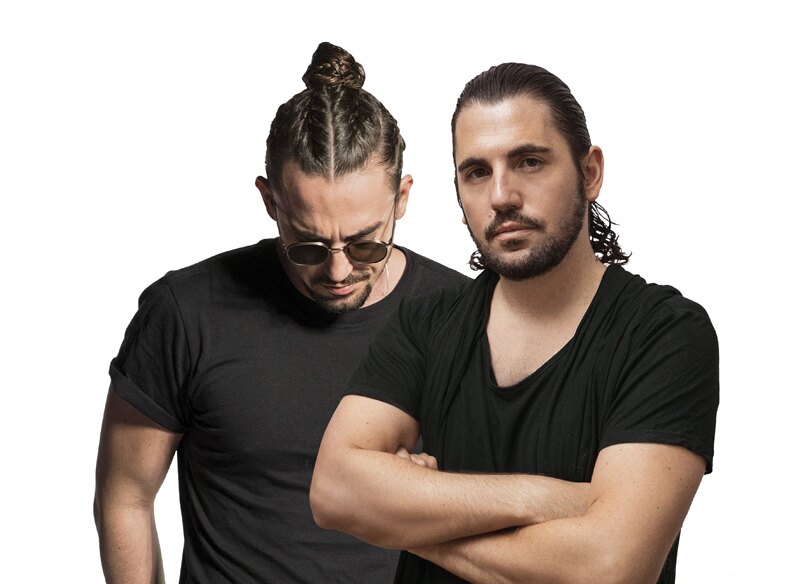 Pirates of the Caribbean soundtrack: Hans Zimmer vs Dimitri Vegas & Like Mike "He's a Pirate" bonus track 