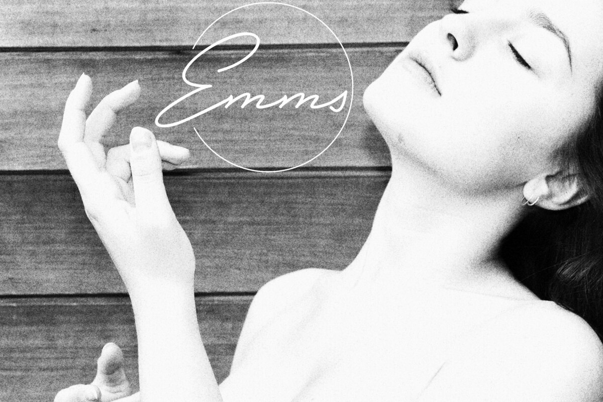 Emms stelt voor 'Are you ready for her love?'