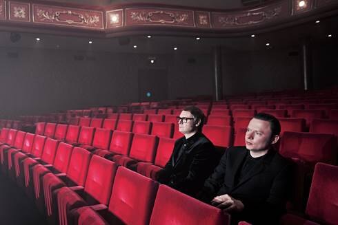 Hooverphonic tekent contract bij Universal Music Belgium