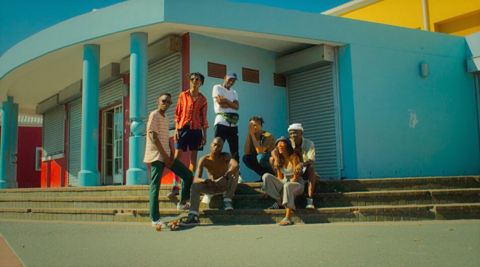 Appelsap share One Love campaign film