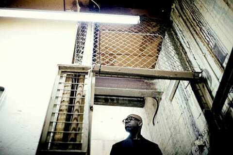 Ghostpoet announces new single Freakshow