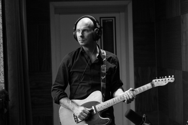  Tom Vanstiphout live met eigen band op tournee