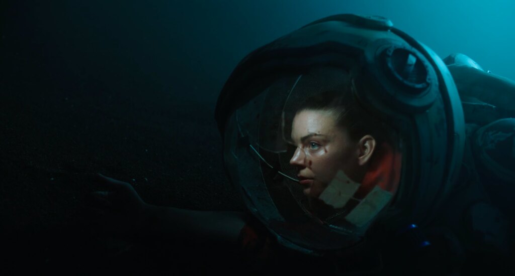 Frida Sundemo releases 'Gold' video
