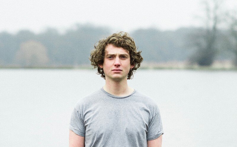 Critically acclaimed singer Dan Owen releases new single 'Hideaway'