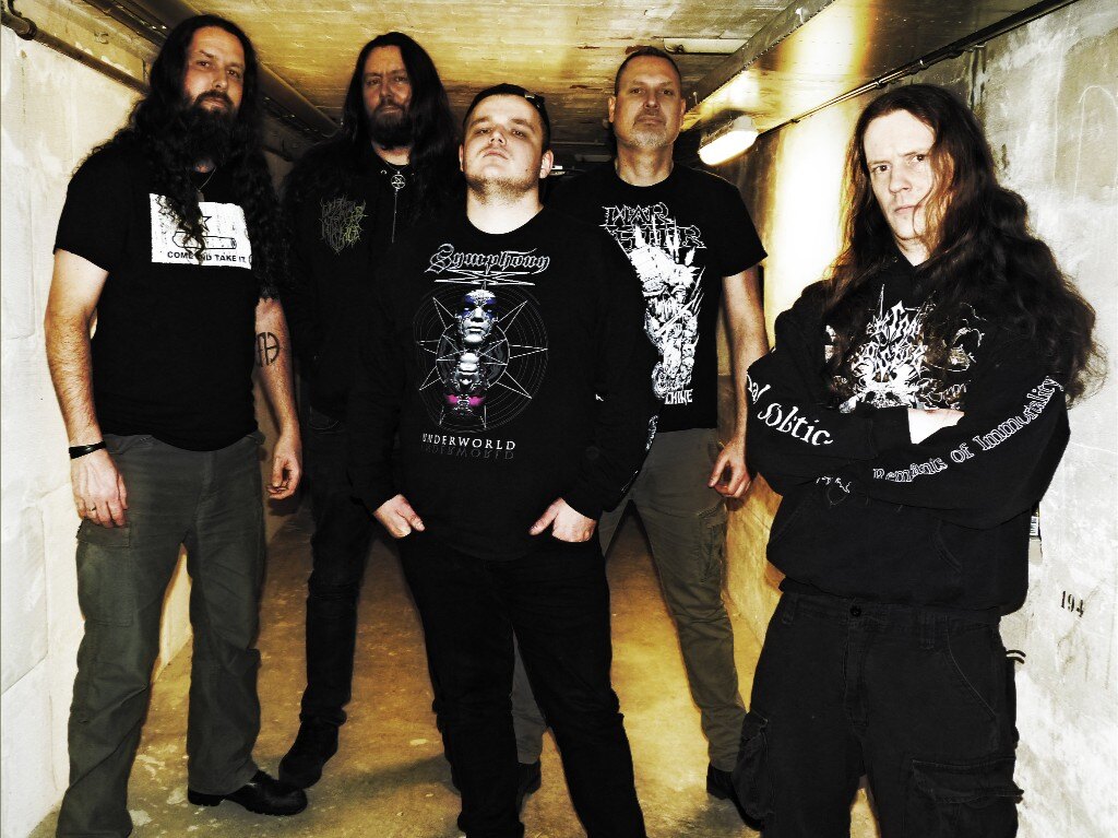 Dauthuz (The Netherlands) Sign With Wormholedeath!