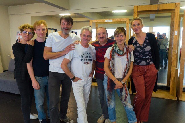 Cast theaterkomedie De Tante van Charlie wordt klaargestoomd tegen 11 november.