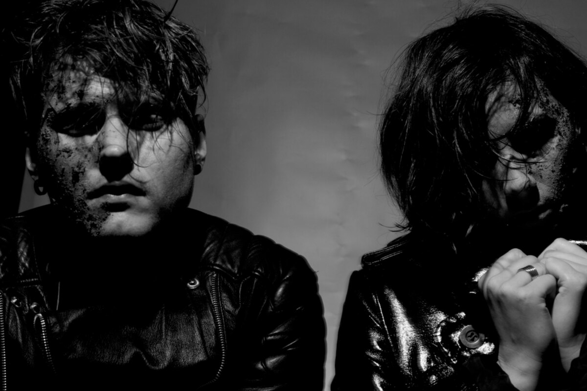 Live-sensatie Pocket Knife Army presenteert tweede album in EKKO