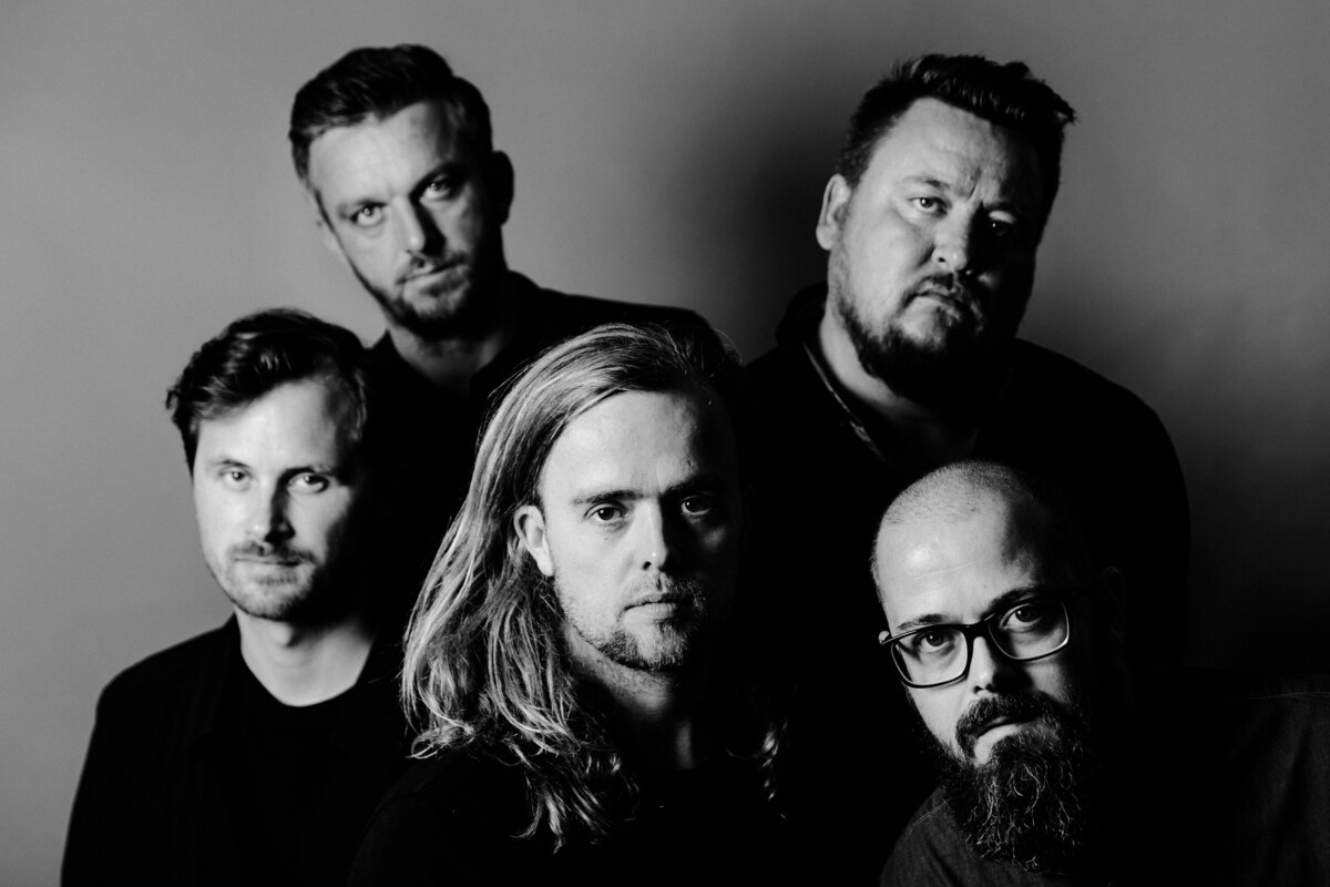 Veto  release  another single from his fourth studio album, 16 Colors