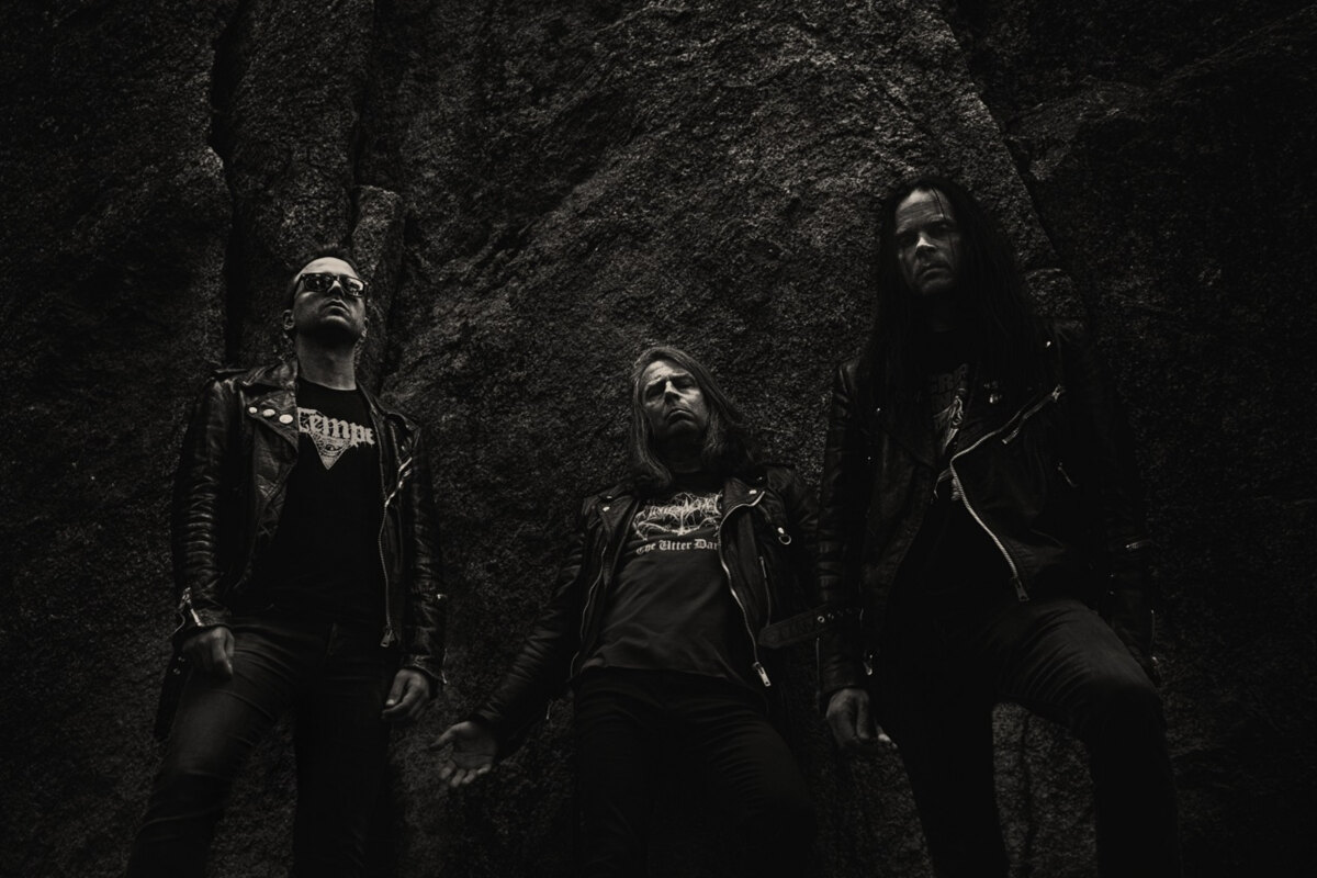  Usurpress unveil new track 'The Iron Gates Will Melt'