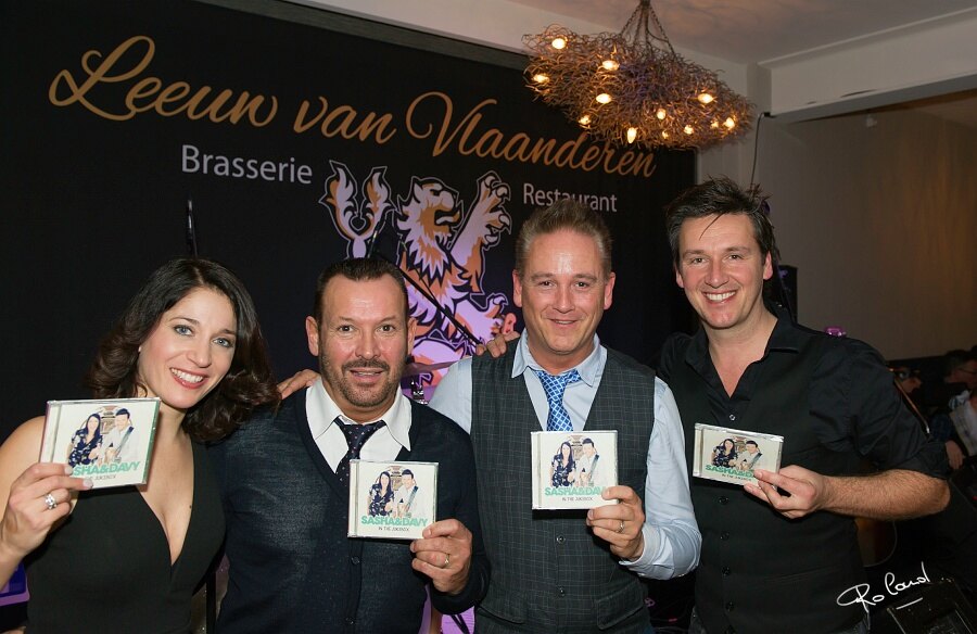 Sasha & Davy stelden hun nieuwe cd ‘In The Jukebox’ officieel voor in Scherpenheuvelse Leeuw van Vlaanderen.