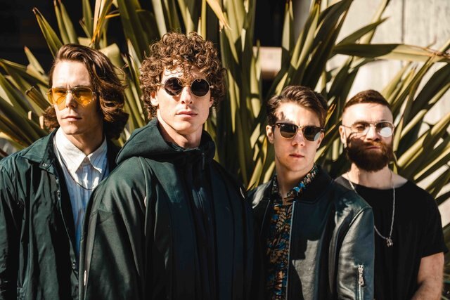 Don Broco Technology« stormed the top 5 National UK Album Charts!