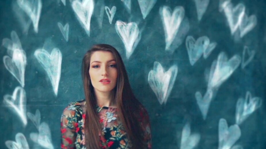 Catherine McGrath shares the video for 'Thought It Was Gonna Be Me'