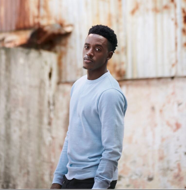 Romain Virgo Kicks off Album Release and UK Tour with Pop-Up Performance at Montego Bay Airport