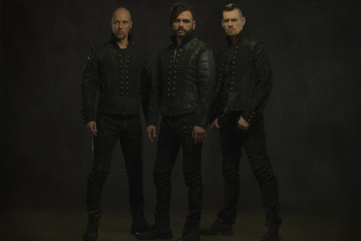 Oomph Sign worldwide deal with Napalm Records!
