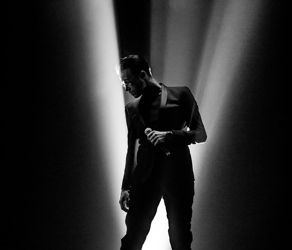  Uitverkochte Stadsschouwburg geeft een staande ovatie voor Ivann en ‘A Tribute To George Michael - The Edge Of Heaven Tour’